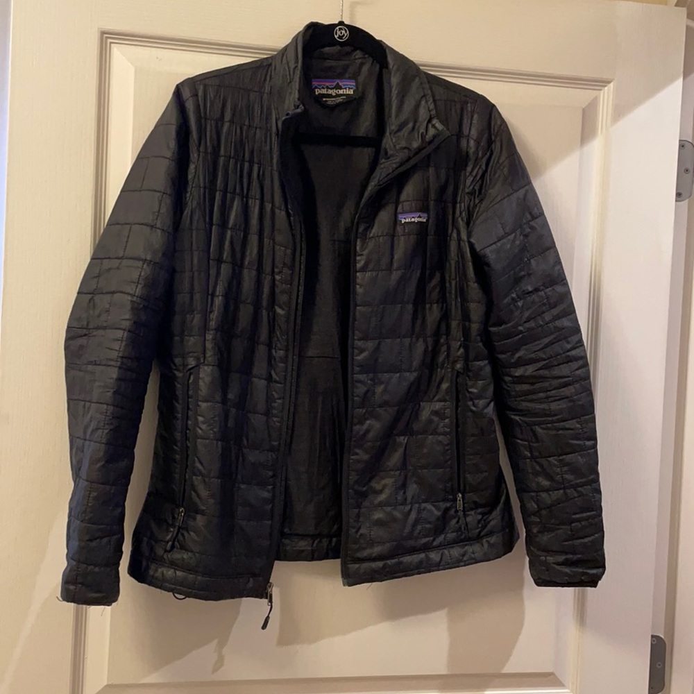 Women’s lightweight black Patagonia